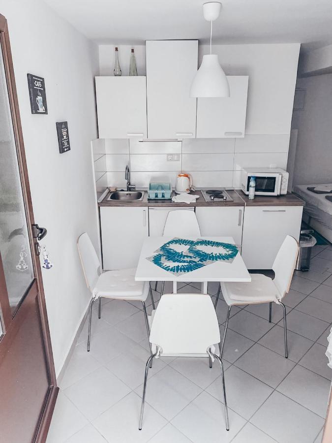 Apartment Estera イェルサ エクステリア 写真