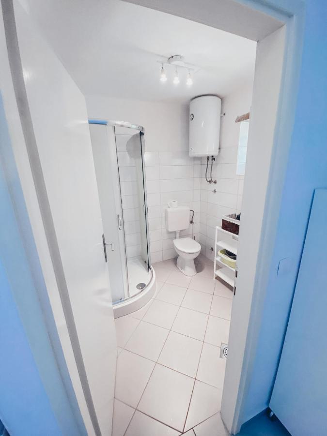 Apartment Estera イェルサ エクステリア 写真