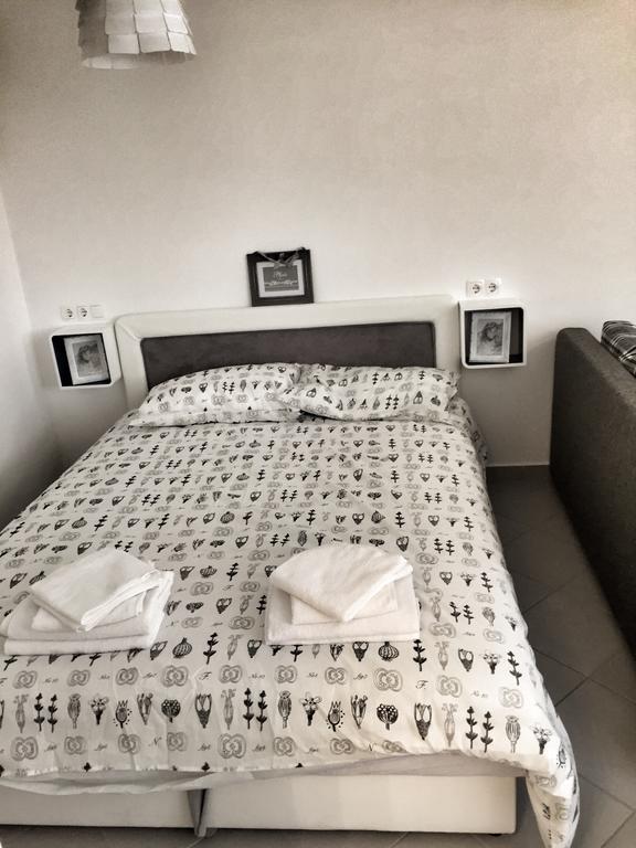 Apartment Estera イェルサ エクステリア 写真