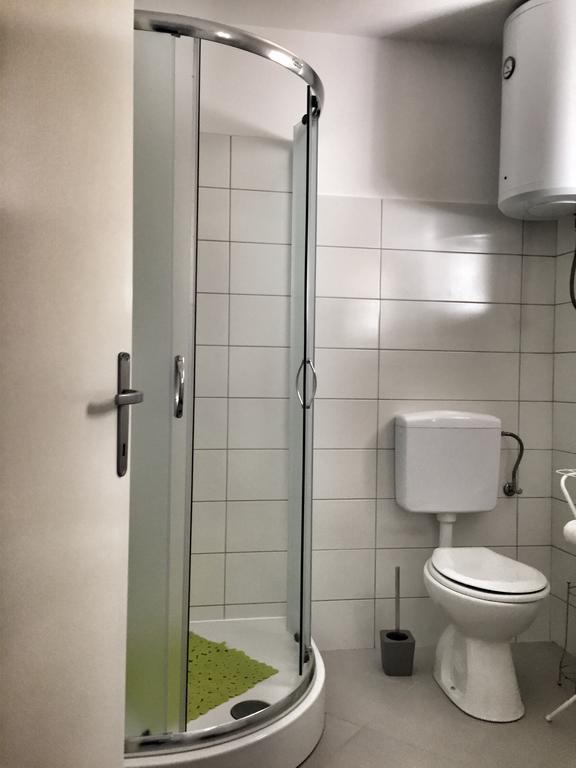 Apartment Estera イェルサ エクステリア 写真